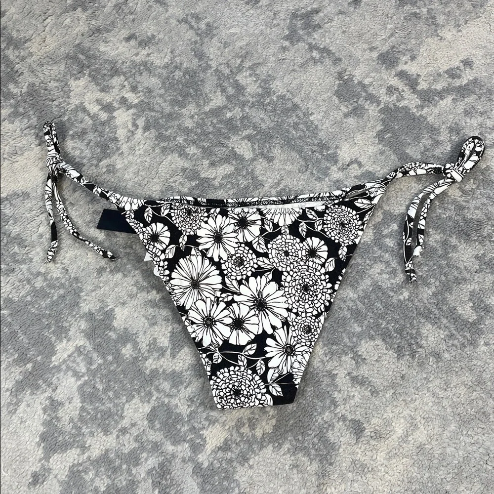 NWT Lisa Marie Fernandez Floral Cheeky Bikini Bottom Black White Side Tie Sz 3